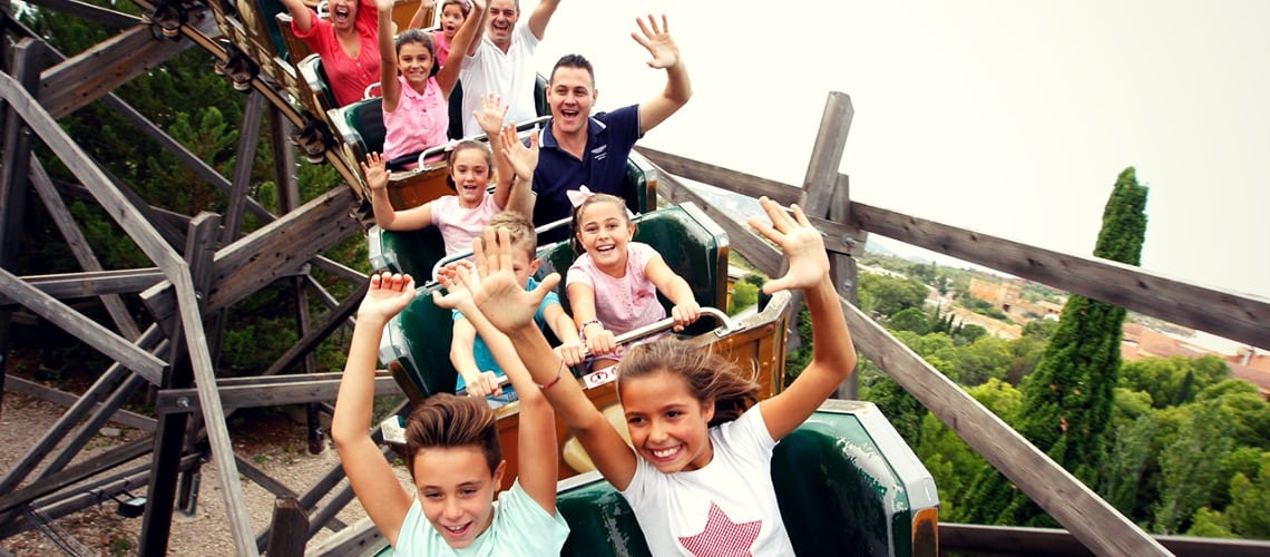 aqua-natura-water-park-family-smile