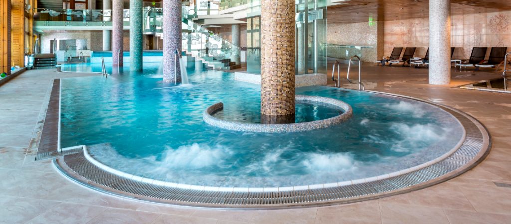 Hôtels de luxe avec piscine intérieure pour familles