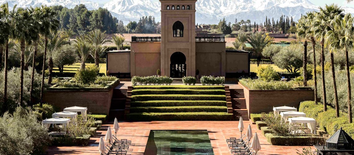 piscine-du-Selman-Marrakech-vue-atlas