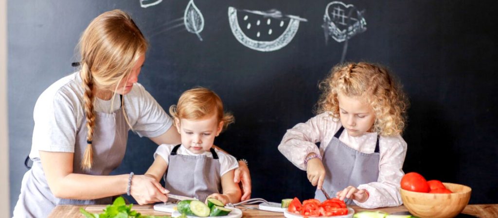 Top 8 des cours de cuisine enfants en kids-club