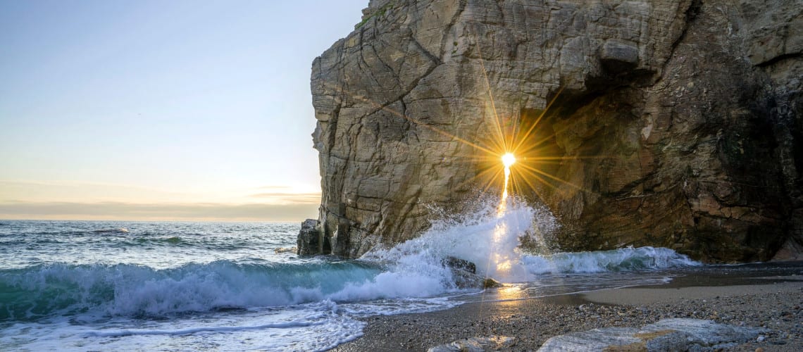 plage-Région-Bretagne-coucher-de-soleil