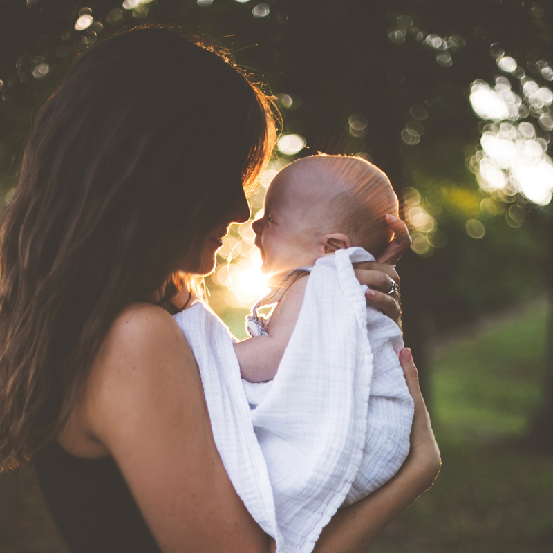Voyager avec bébé : conseils d'une maman