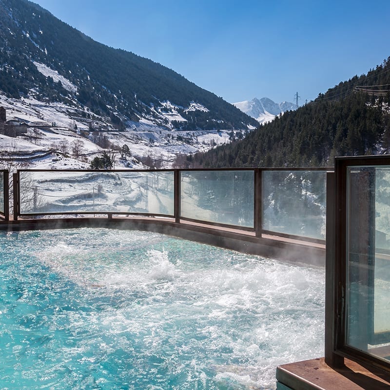 For you, Little Guest has selected the most beautiful ski resorts in Europe