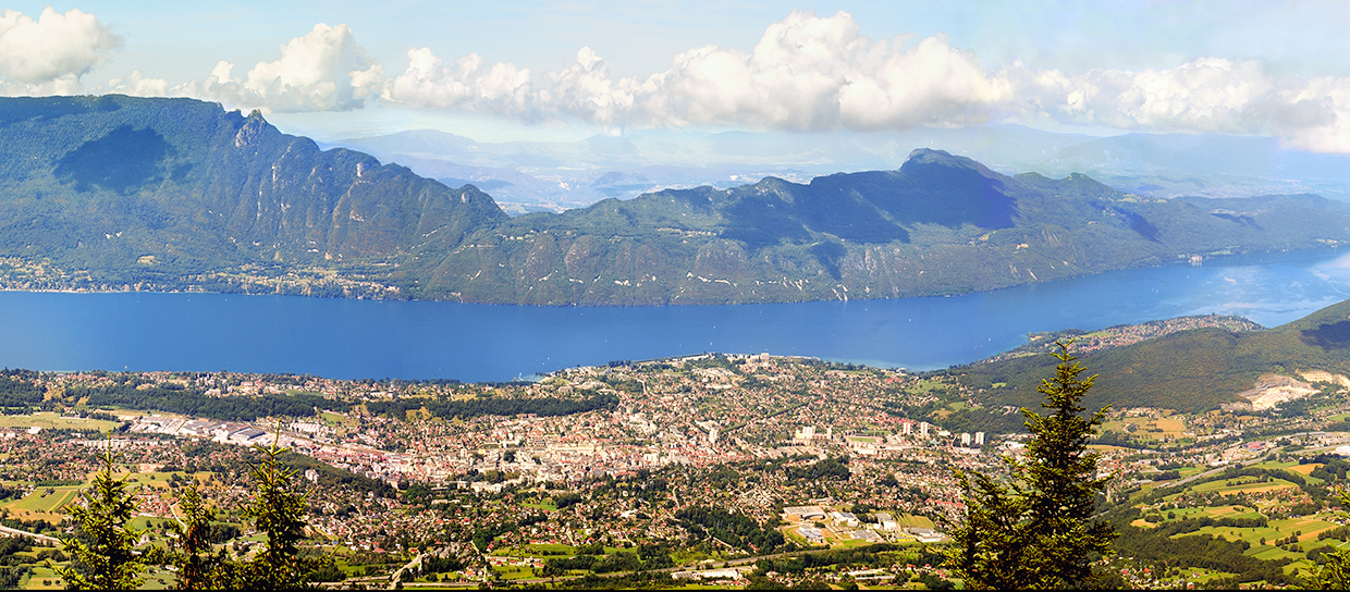 Aerial-view-southern-village-mountain-water