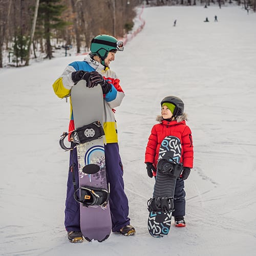 Snowboarding with kids: all our tips