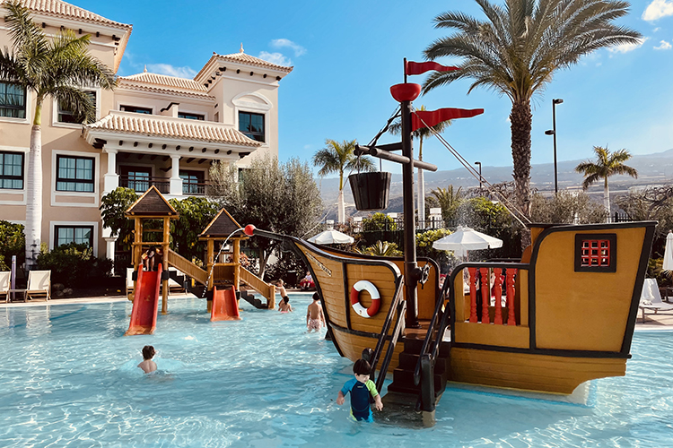 A sunny gateway at the Palacio de Isora - Gran Meliá Palacio de Isora ***** - 3