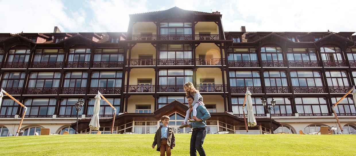 family-luxury-hotel-France-Evian-Ermitage