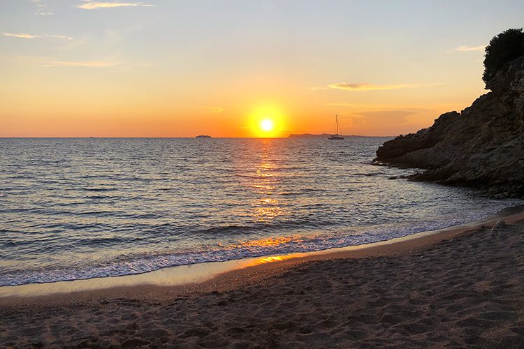 A family stay at Elix, Mar-Bella Collection - Elix, Mar-Bella Collection ***** - 3