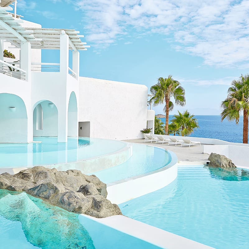 Discover the luxurious hotel chain Grecotel