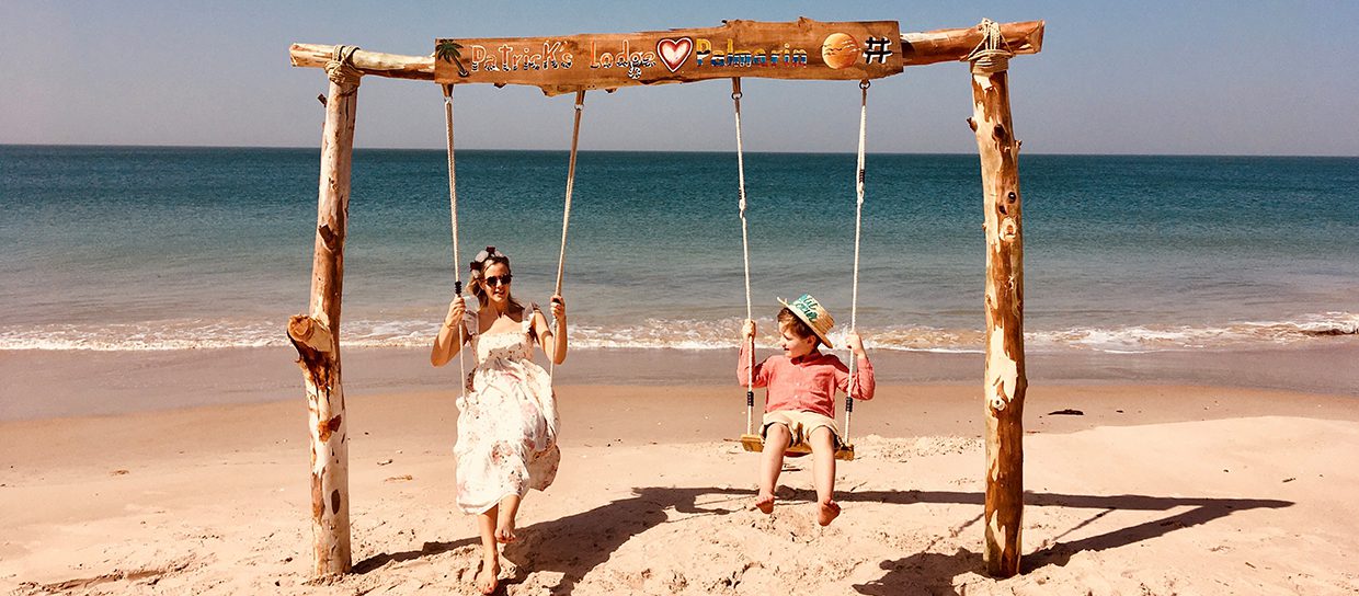 mother-and-son-swing