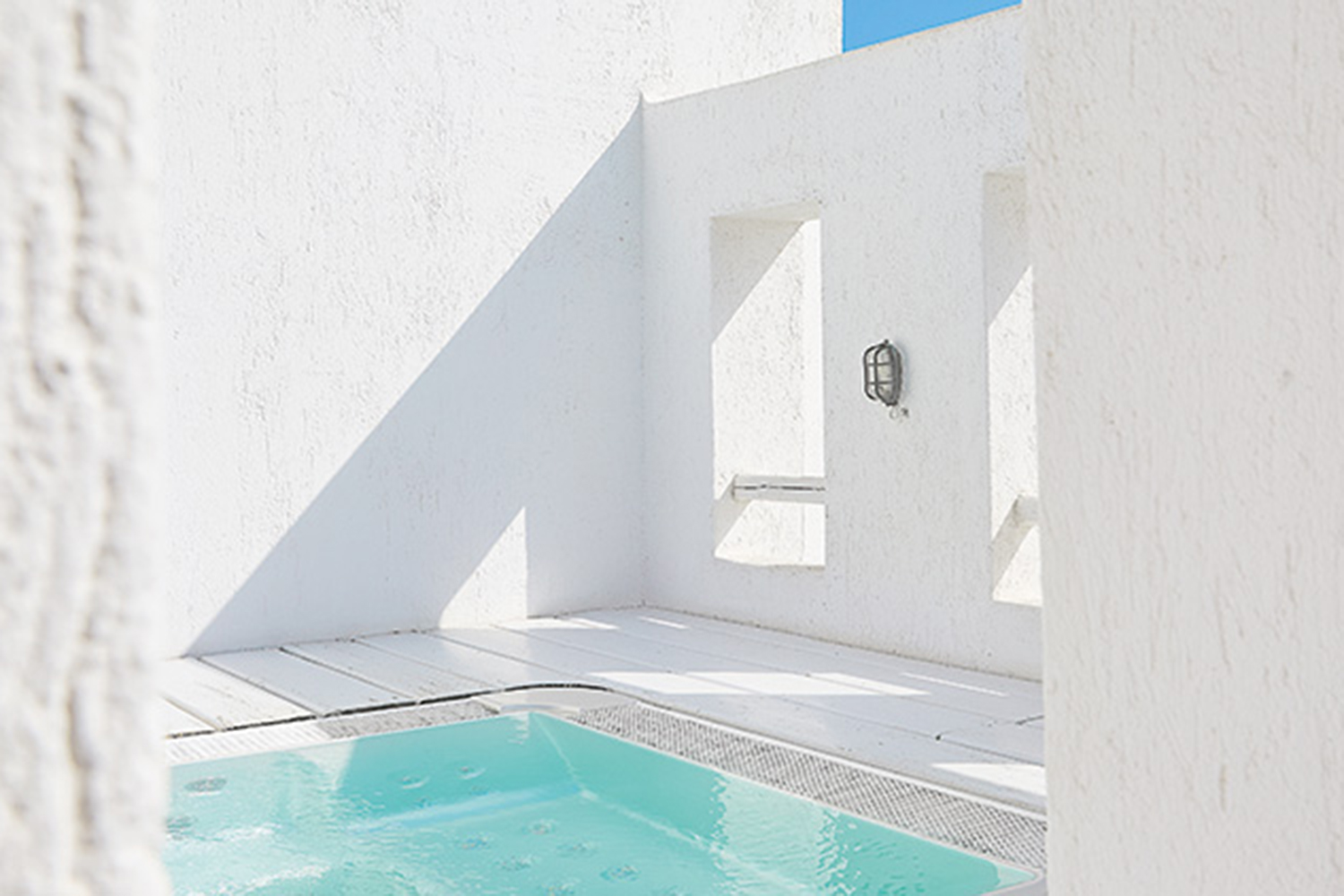 Luxury Bungalow – Outdoor Whirlpool