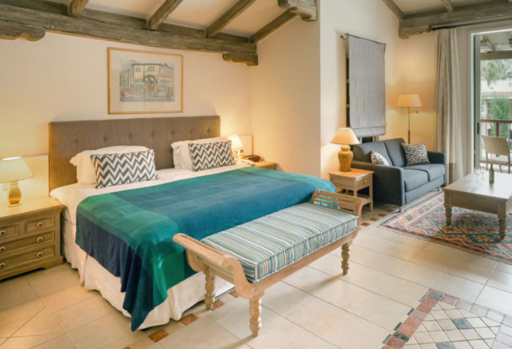 Suite Exécutive – Vue Piscine