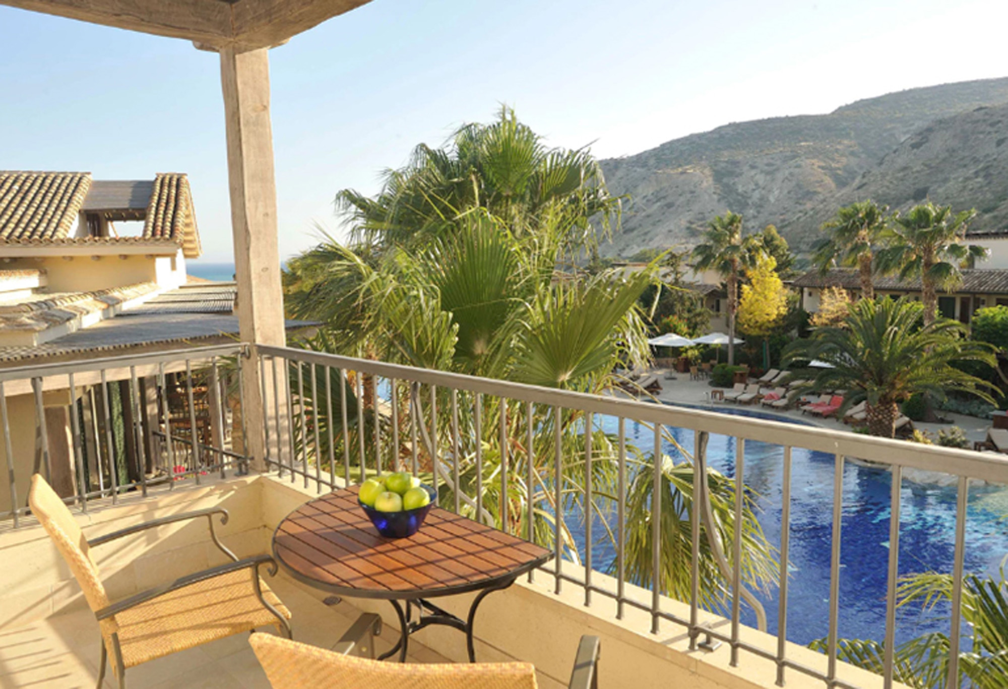 Suite Junior – Vue Piscine