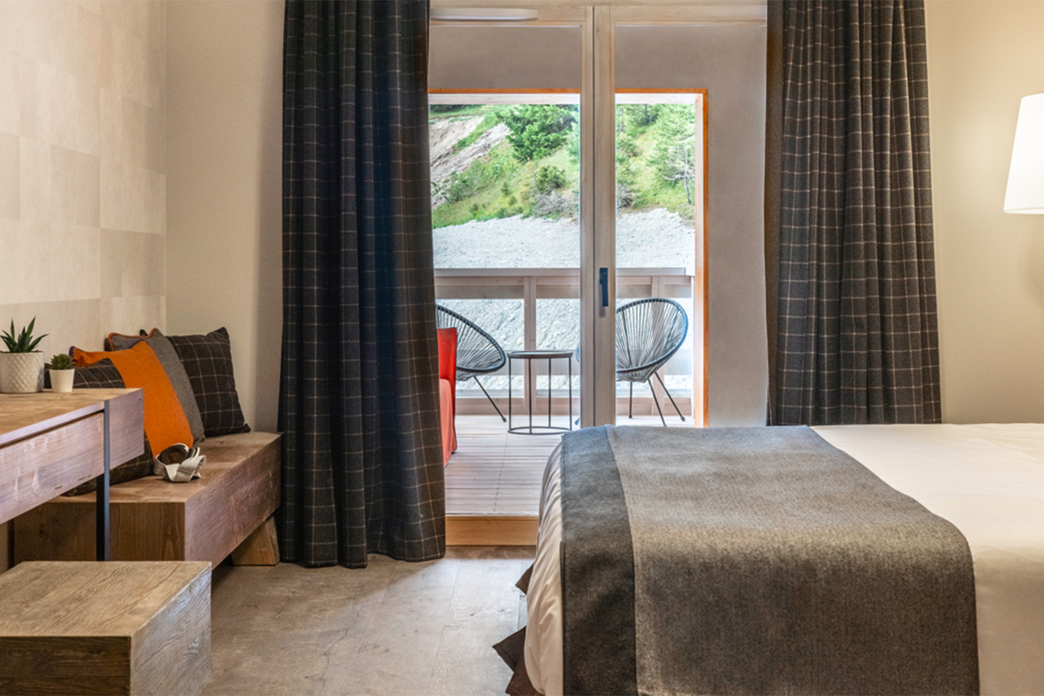 Superior Cocoon Room