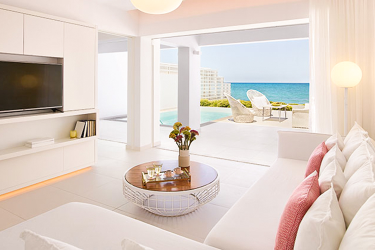 Villa Yali Luxe – Front De Mer – Piscine – Accès Plage