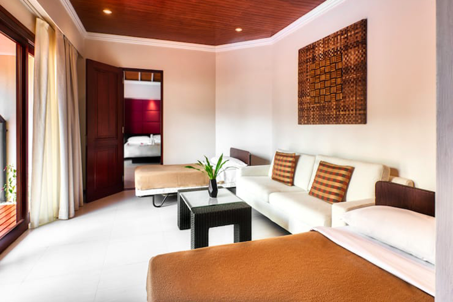 Villa Familiale avec Piscine Privée – Jardin