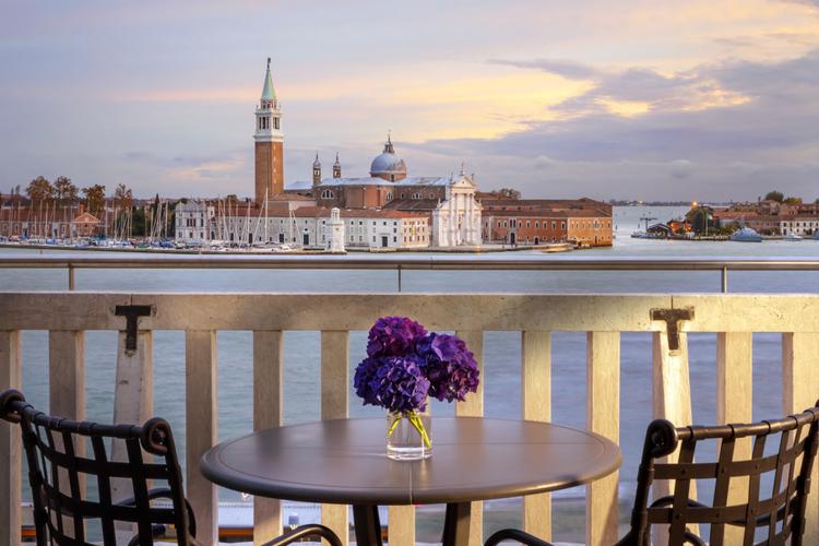 Luxe Kamer – Balkon – Lagunezicht