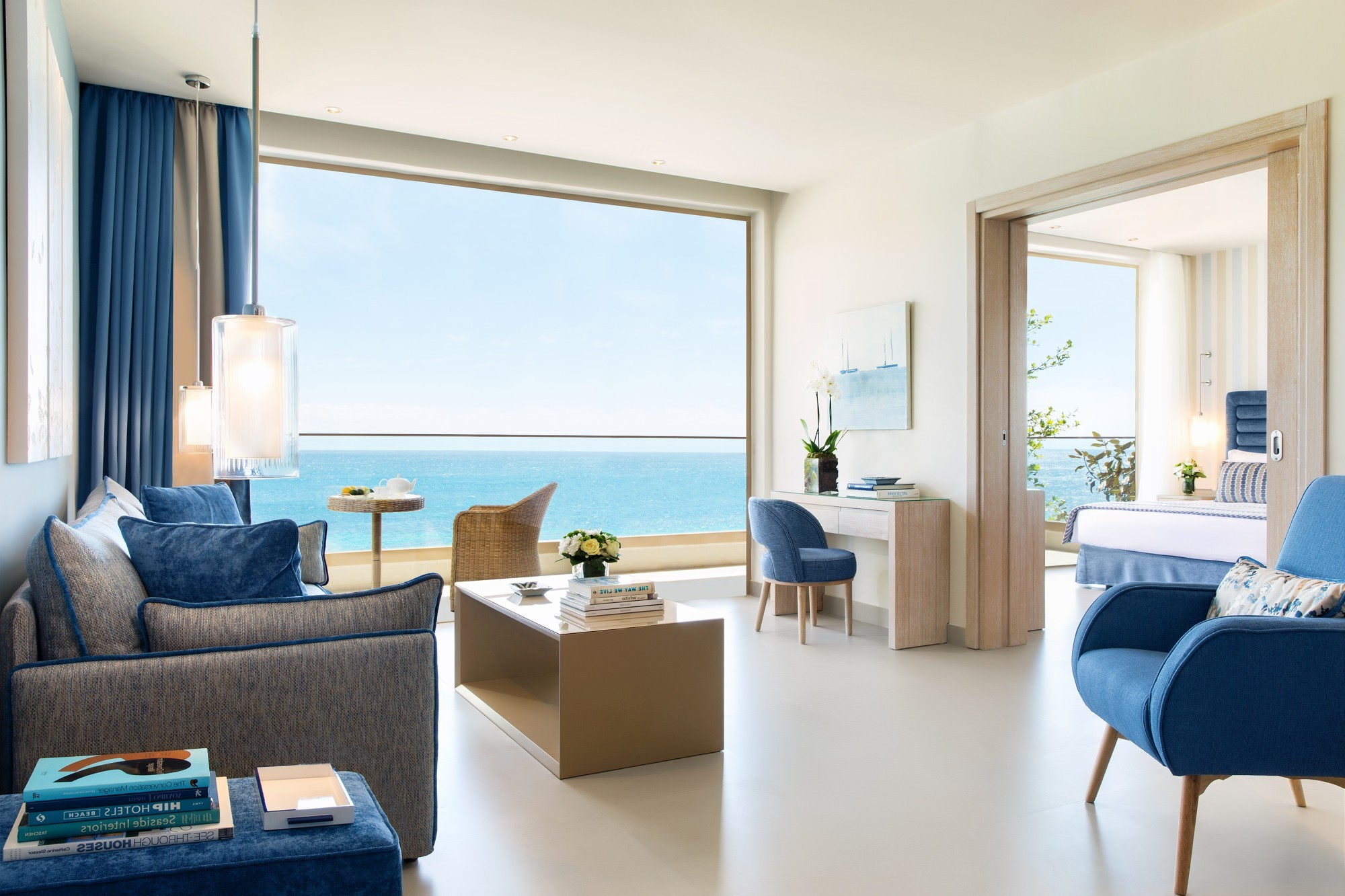 1 Bedroom Deluxe Family Suite – Sea View