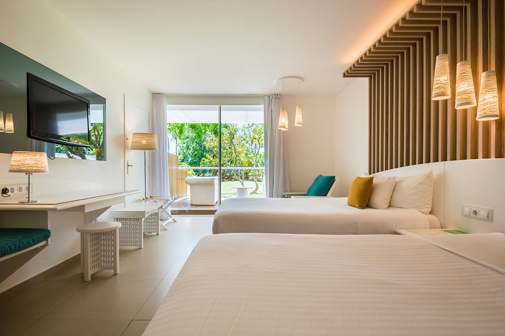 Superior Terrace Room – King