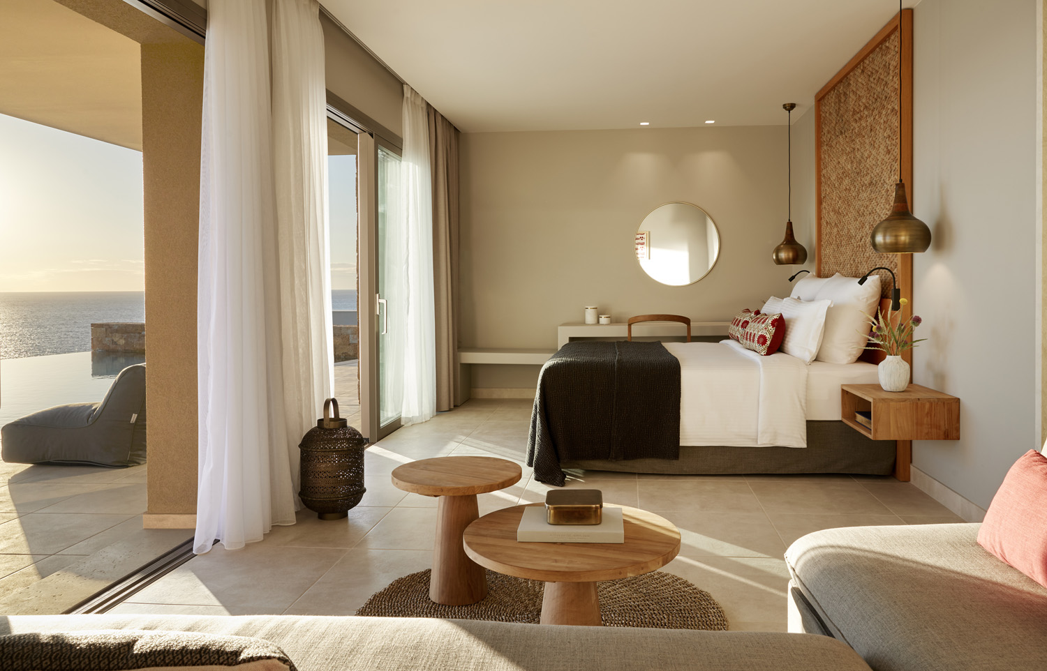 Suite Junior Panorama – Zwembad – Uitzicht op zee