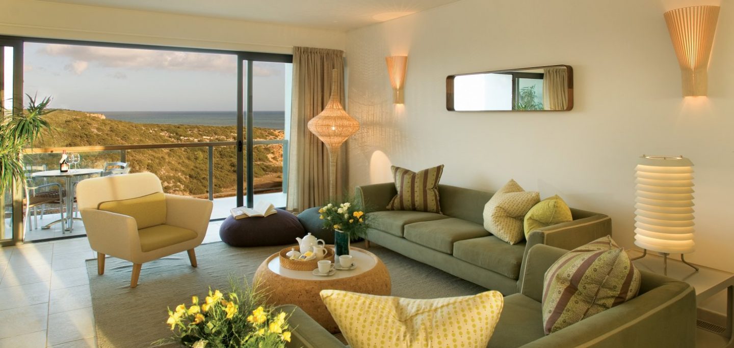 Grand Deluxe Bay House (2 Bedrooms)