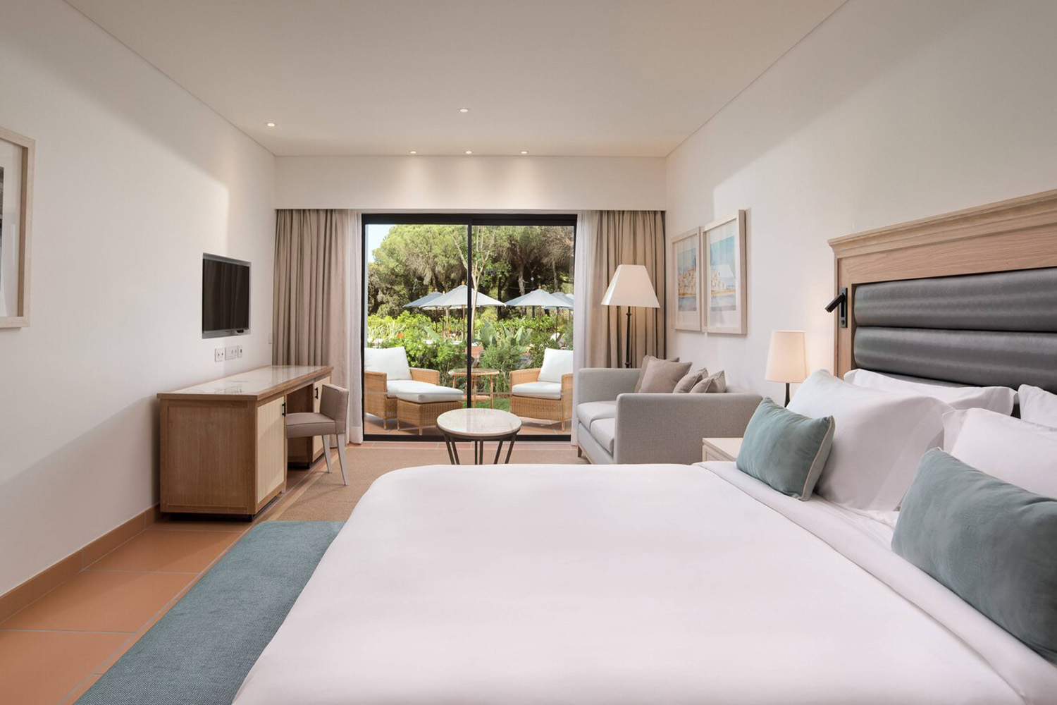 Junior Suite Ocean – Acceso al jardín