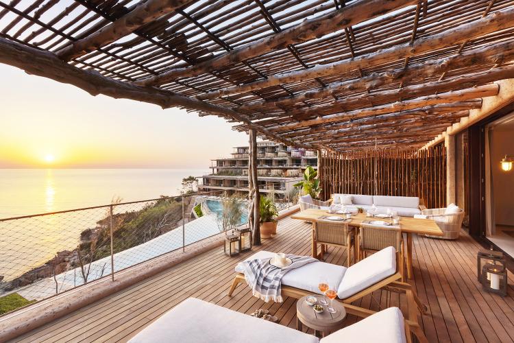 1-Bedroom Sea Scape Suite