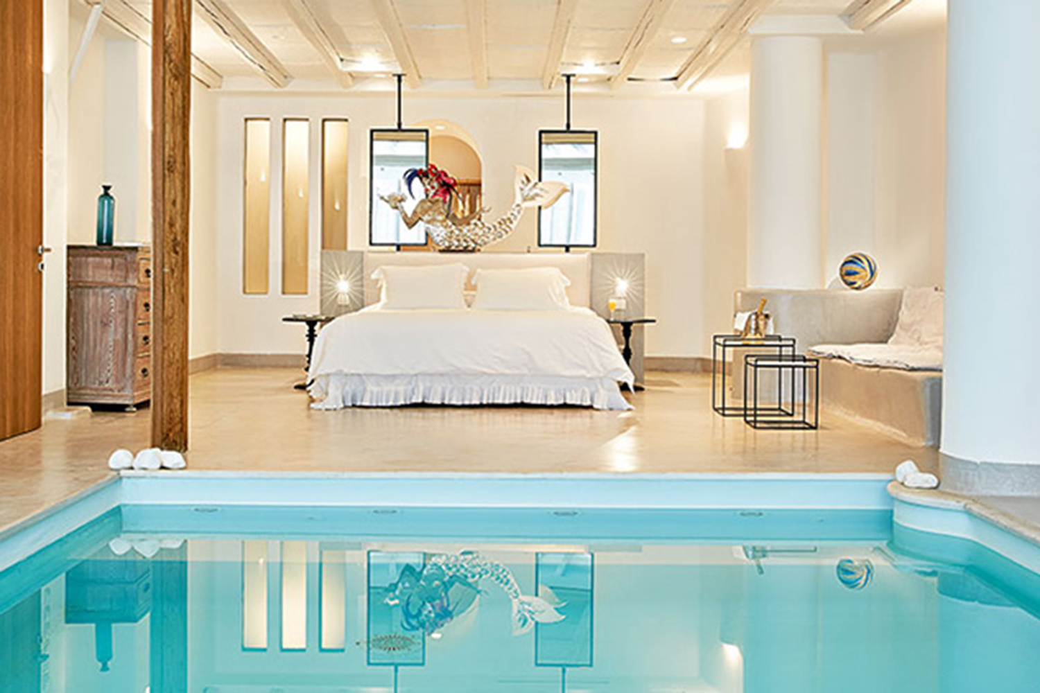 Luna Blu Suite – Private Indoor Pool