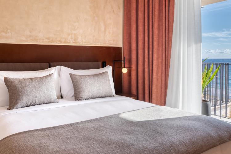 Sapphire Sublime Suite