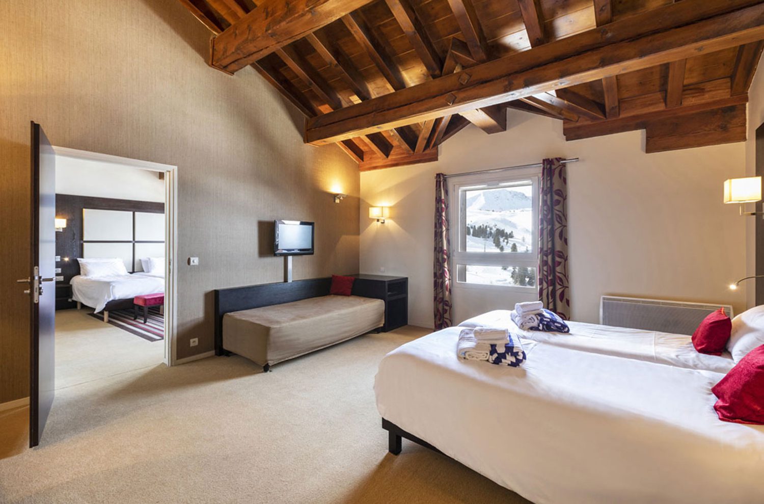 Chambre 5 Personnes Communicante