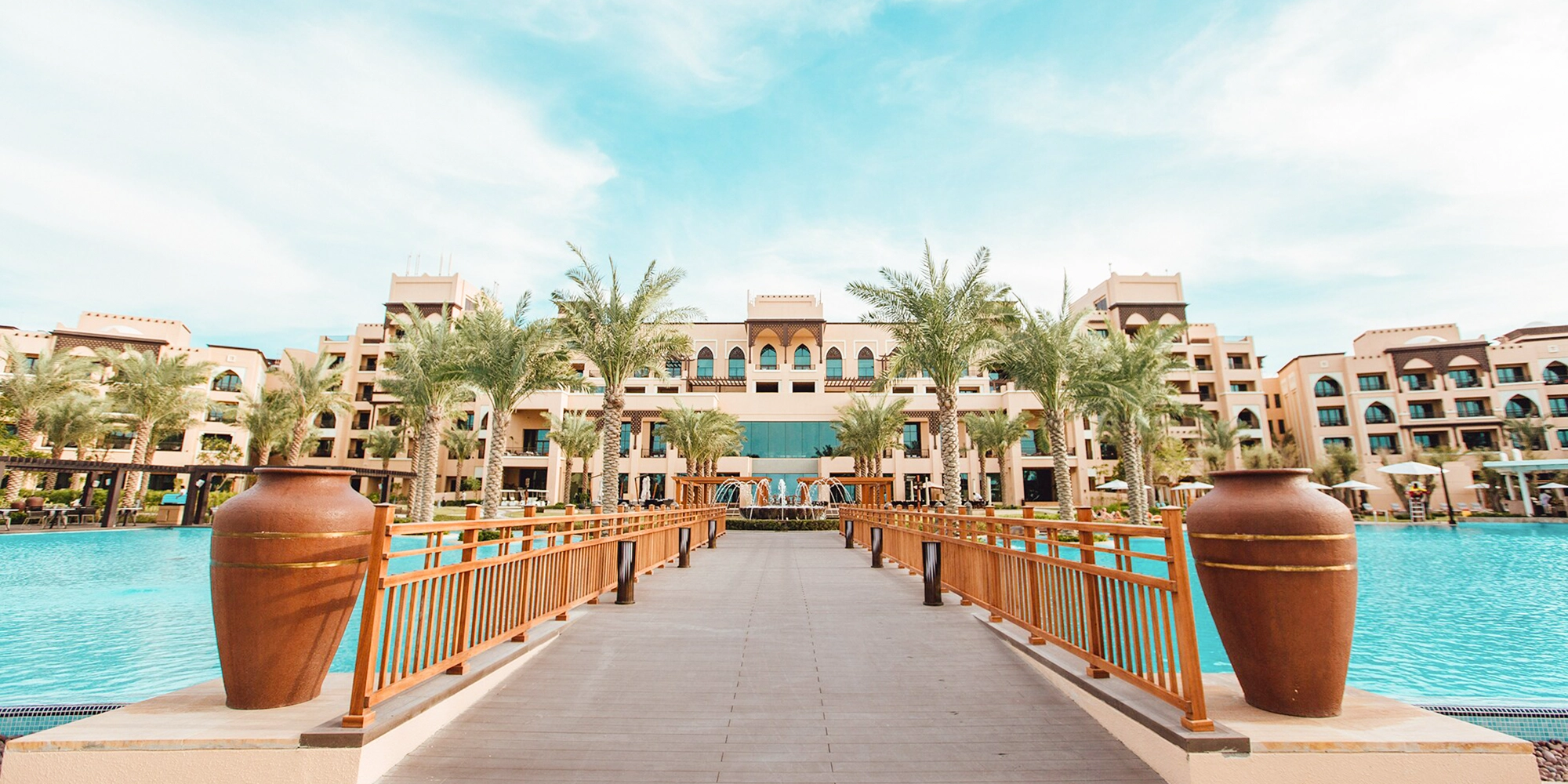 Saadiyat Rotana, a family-friendly resort! - Jérome, father of Achille (9), from Brussels