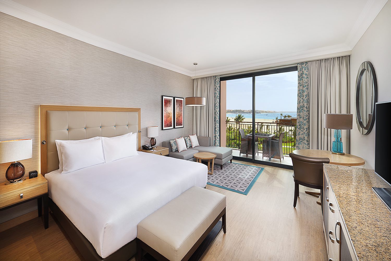 Chambre Supérieure – King – Vue Piscine