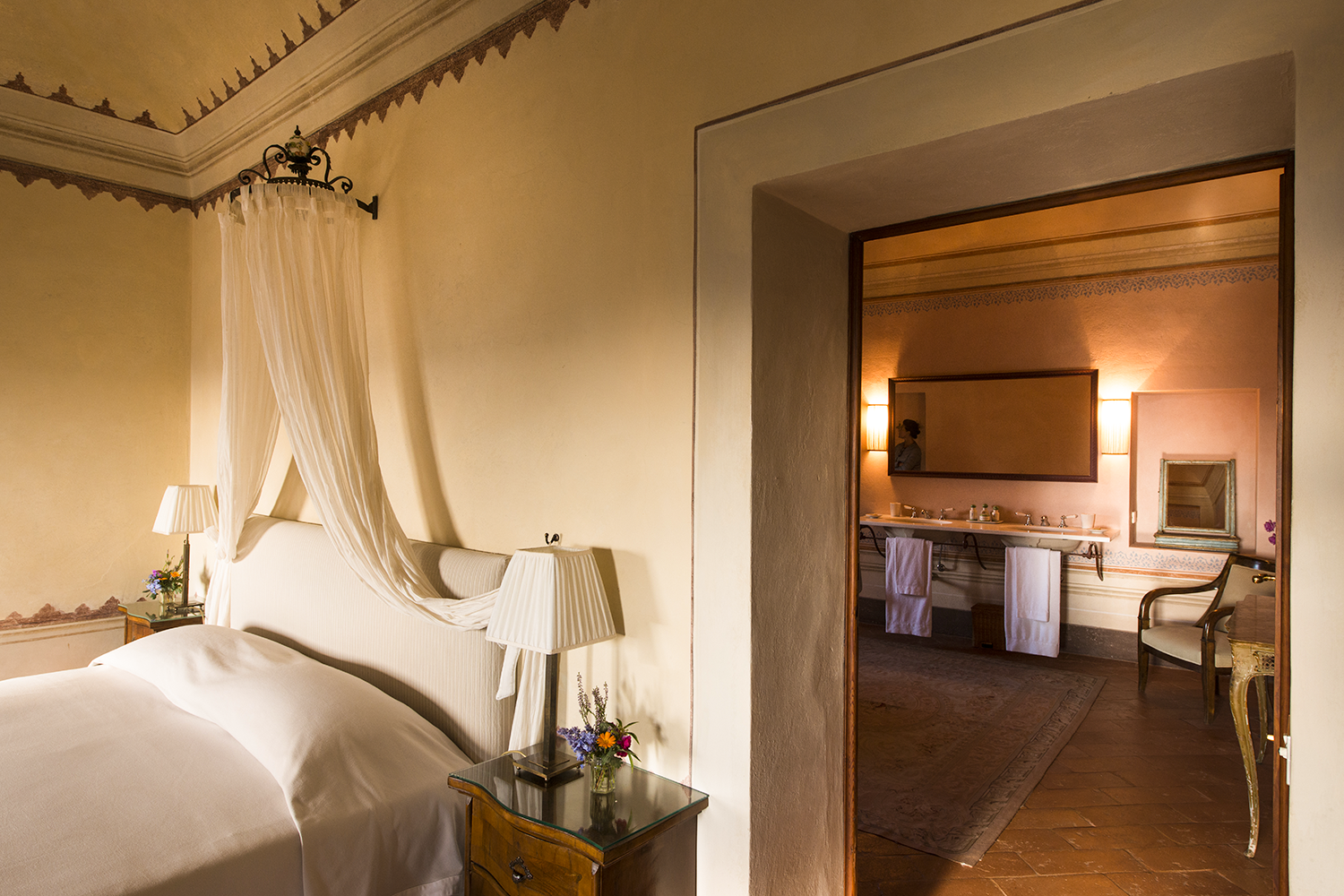 Suite Signature Velathri