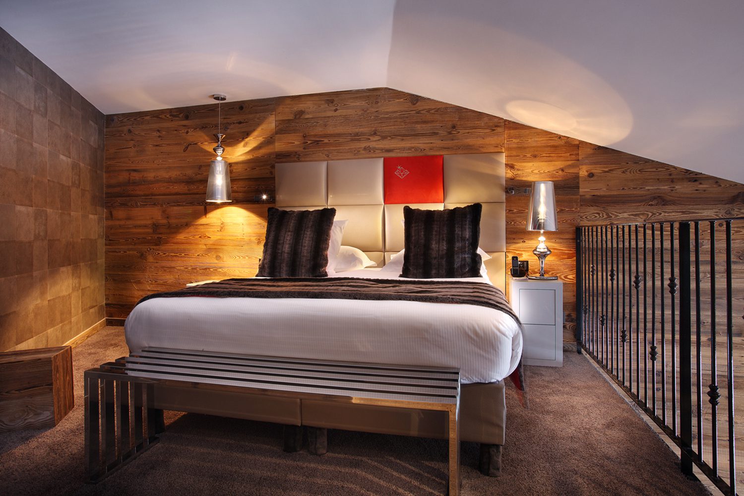 Prestige Suite – Mezzanine