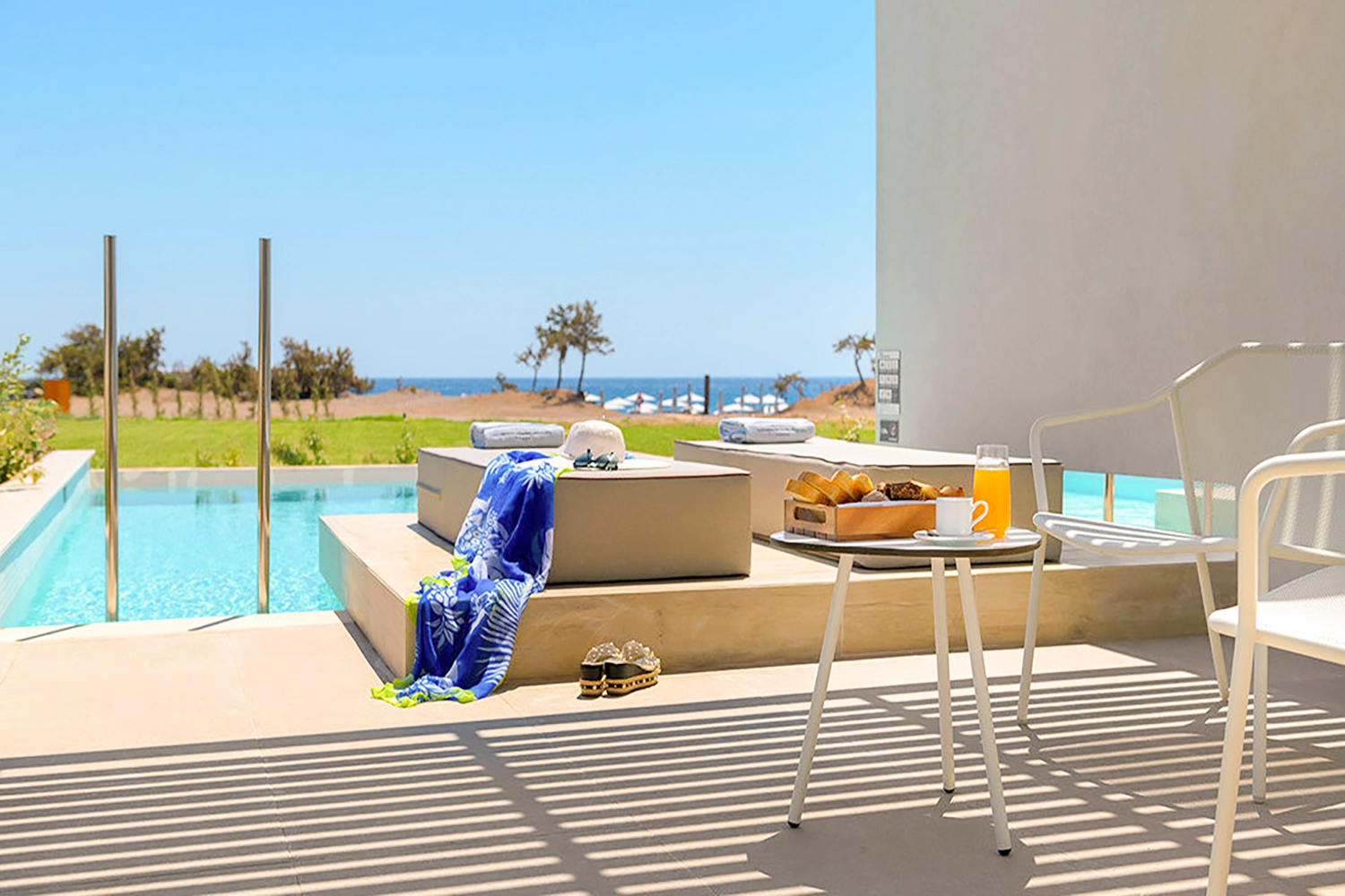 Suite Junior – Piscine Privée – Front de Mer