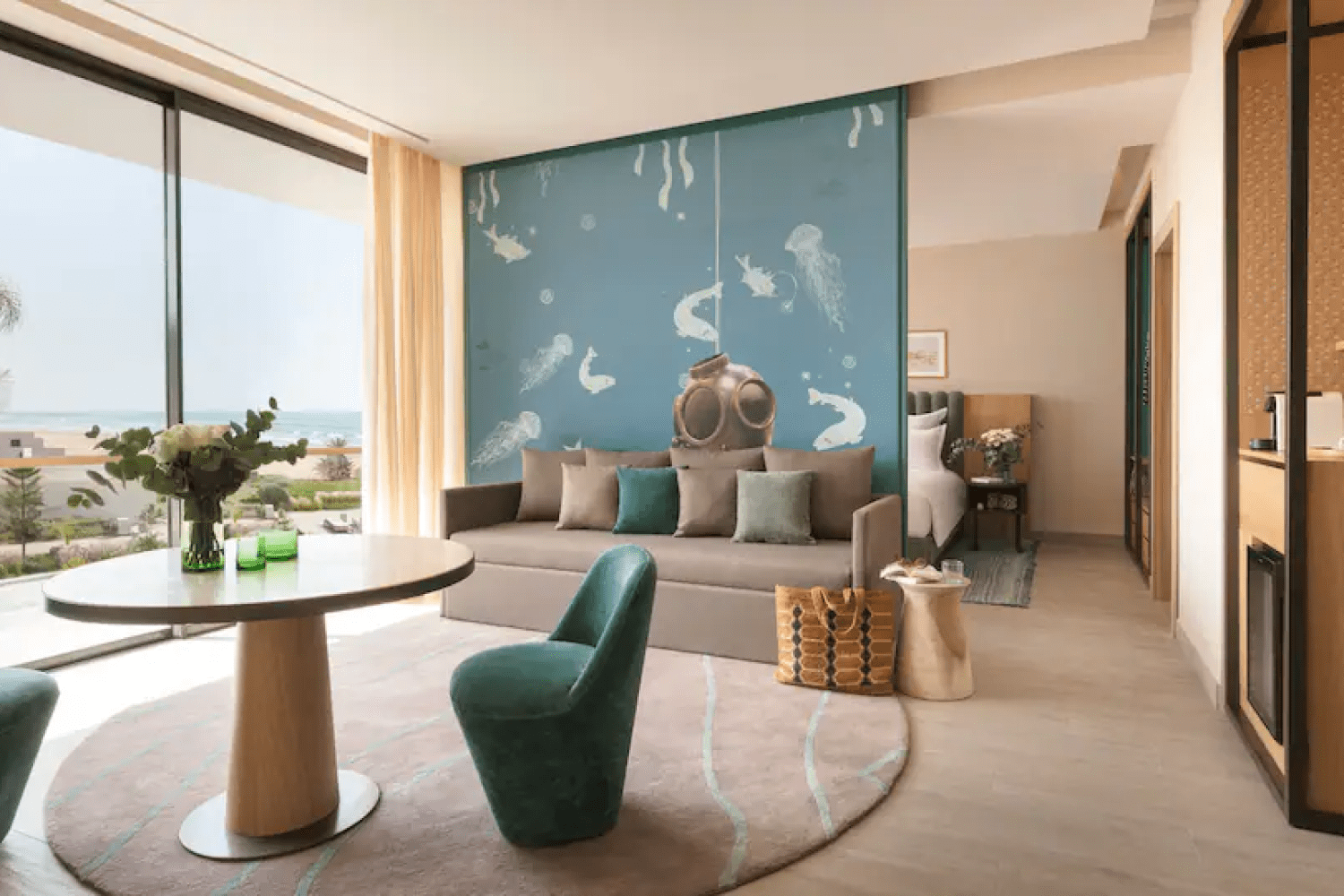 Suite Regency – Lit King – Balcon – Vue Océan (partielle)