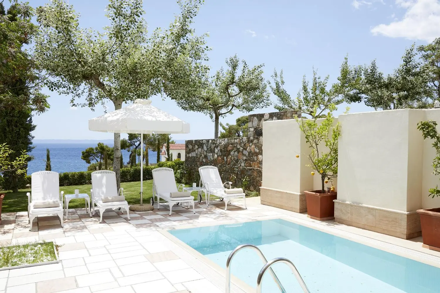 Pool Suite – Uitzicht op zee & privétuin met zwembad