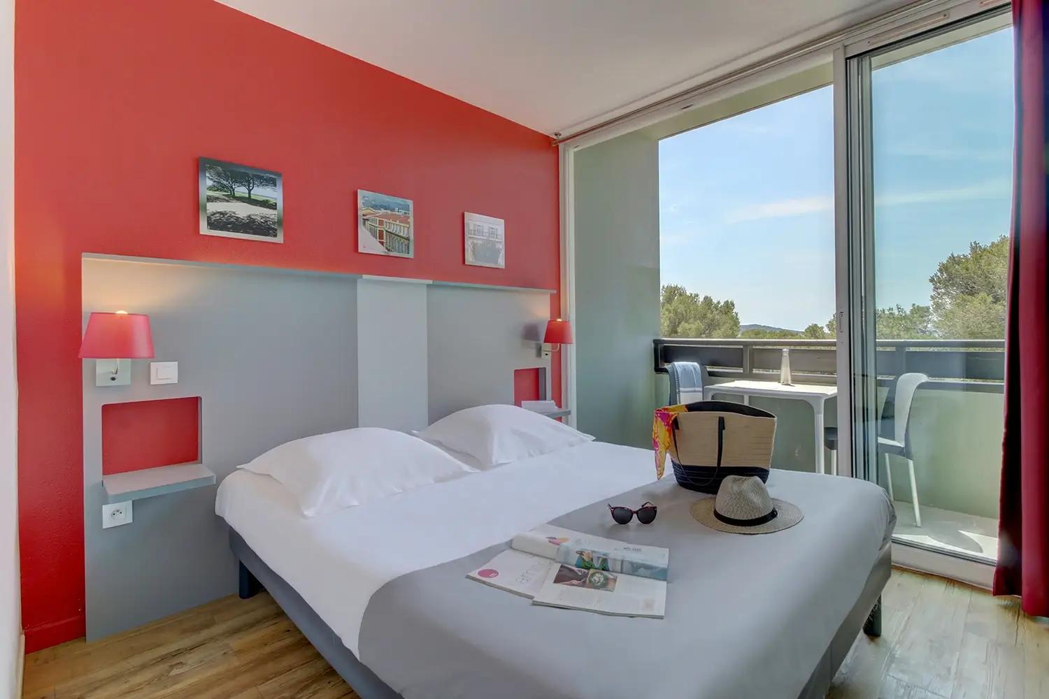 Klassiek – 2 Slaapkamers – Balkon – 3 Personen