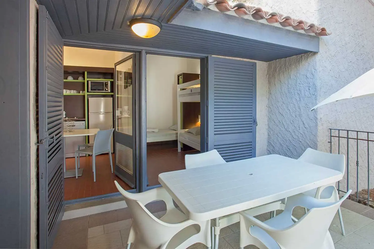 Classic – Bungalow – 2 Bedrooms – Terrace – AC – 6 people