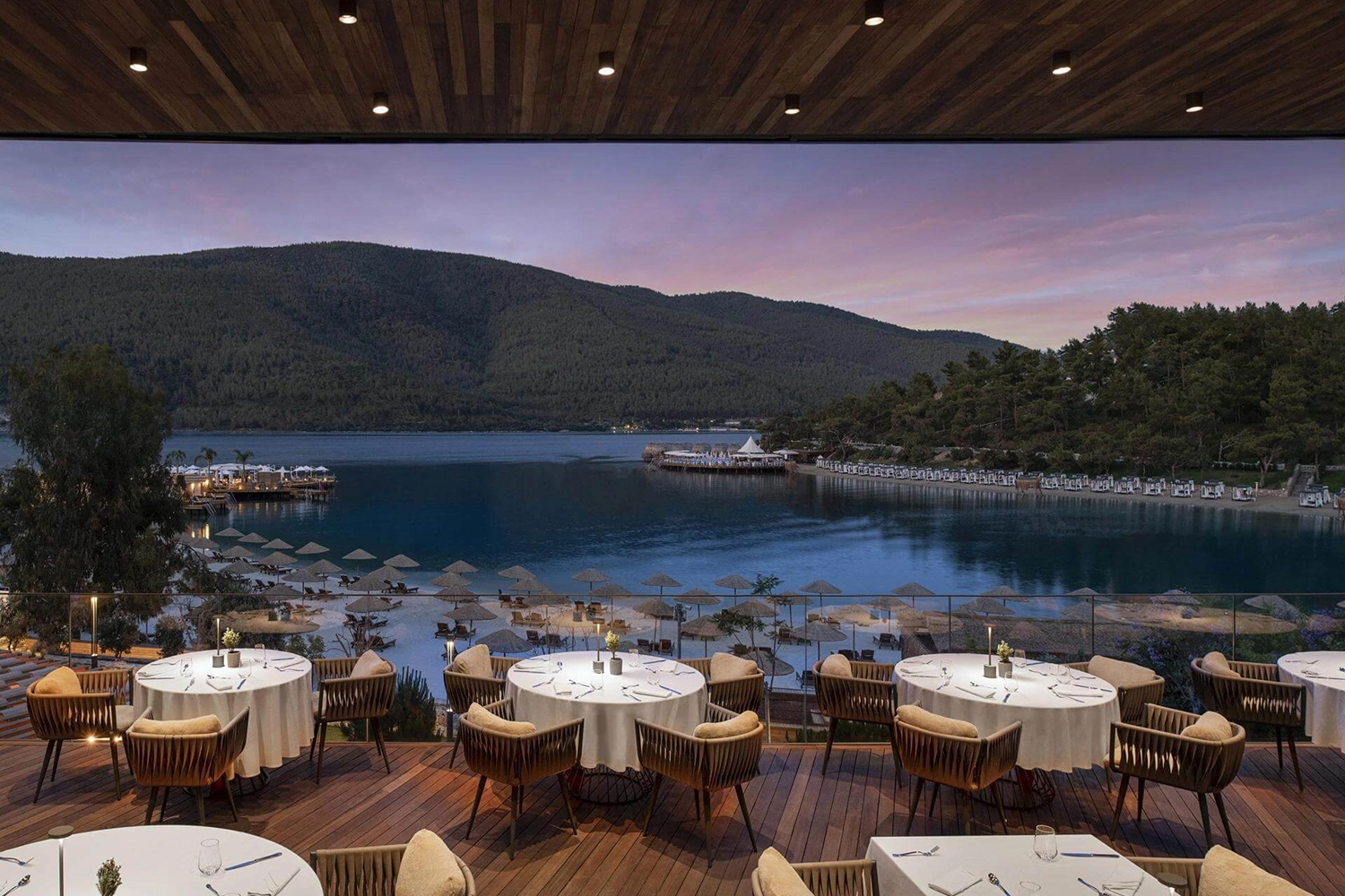 Secret Restaurant & Bar