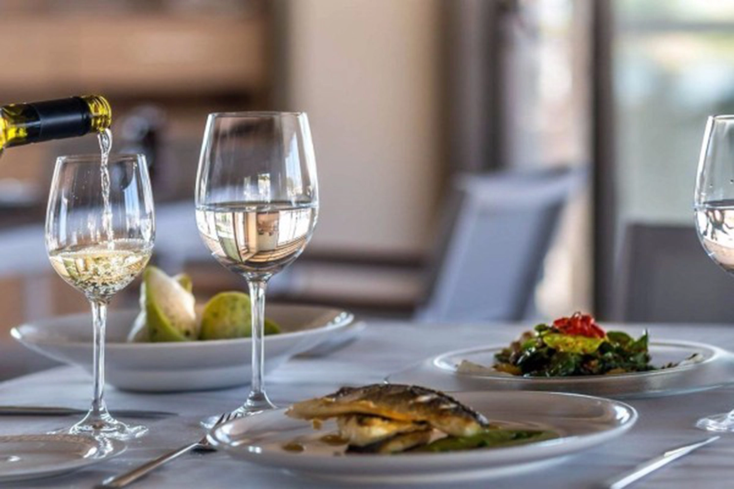 Oasis Pool Restaurant