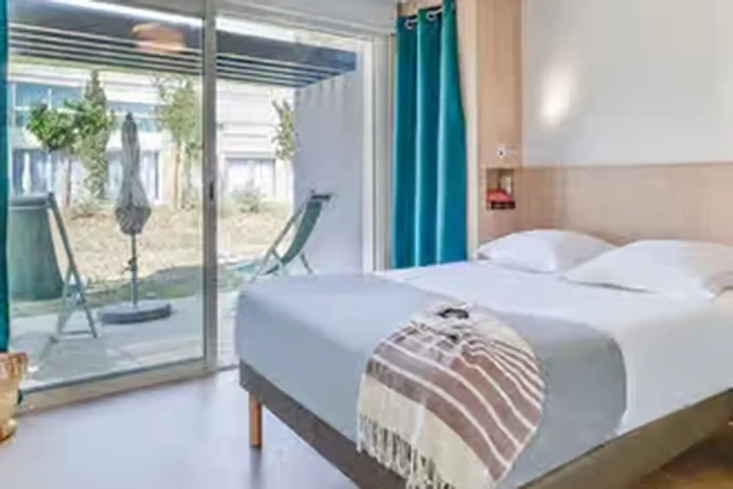 Premium – Apartamento de 2 habitaciones – Dormitorio – Terraza – PMR