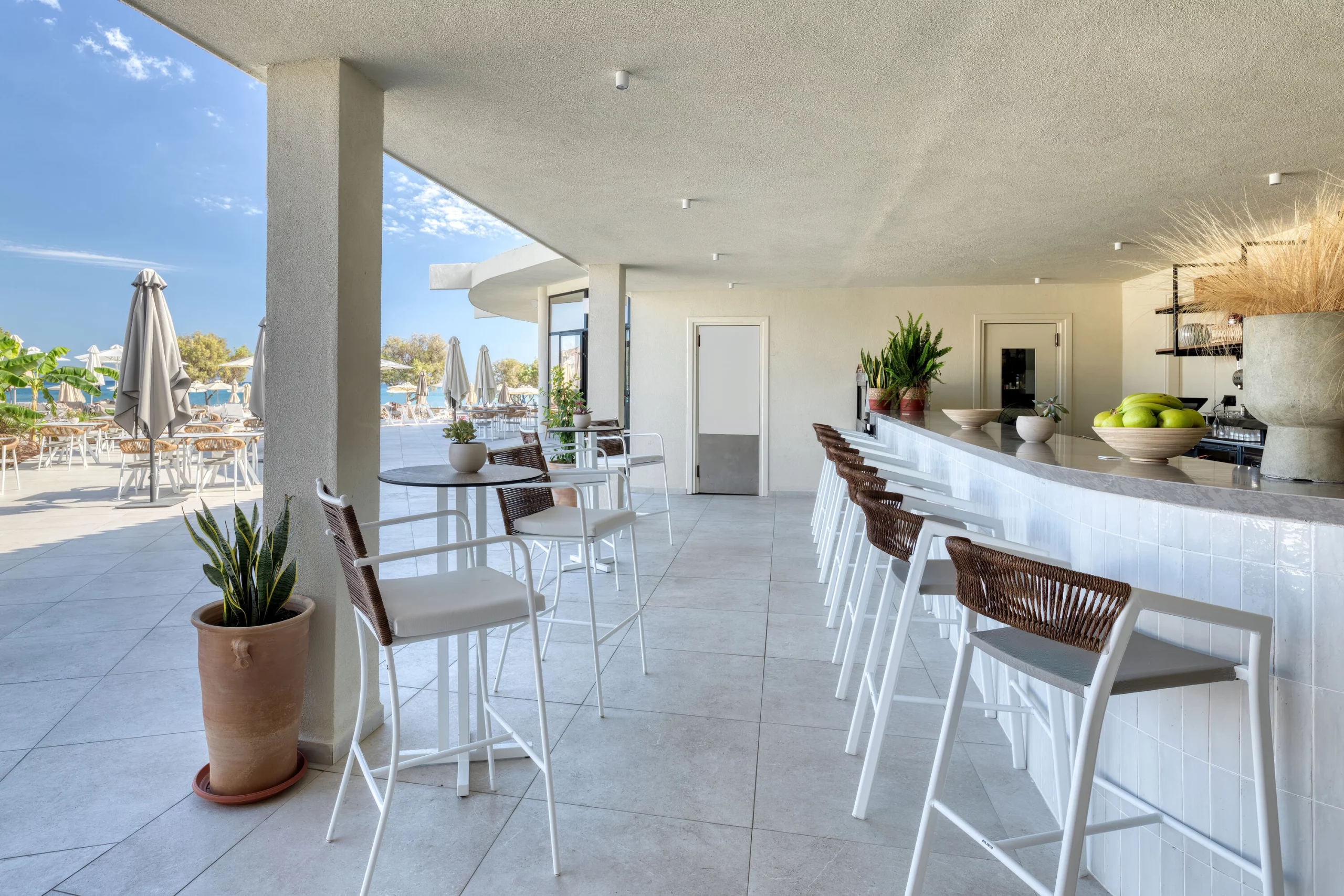 Lianolia All Day Restaurant