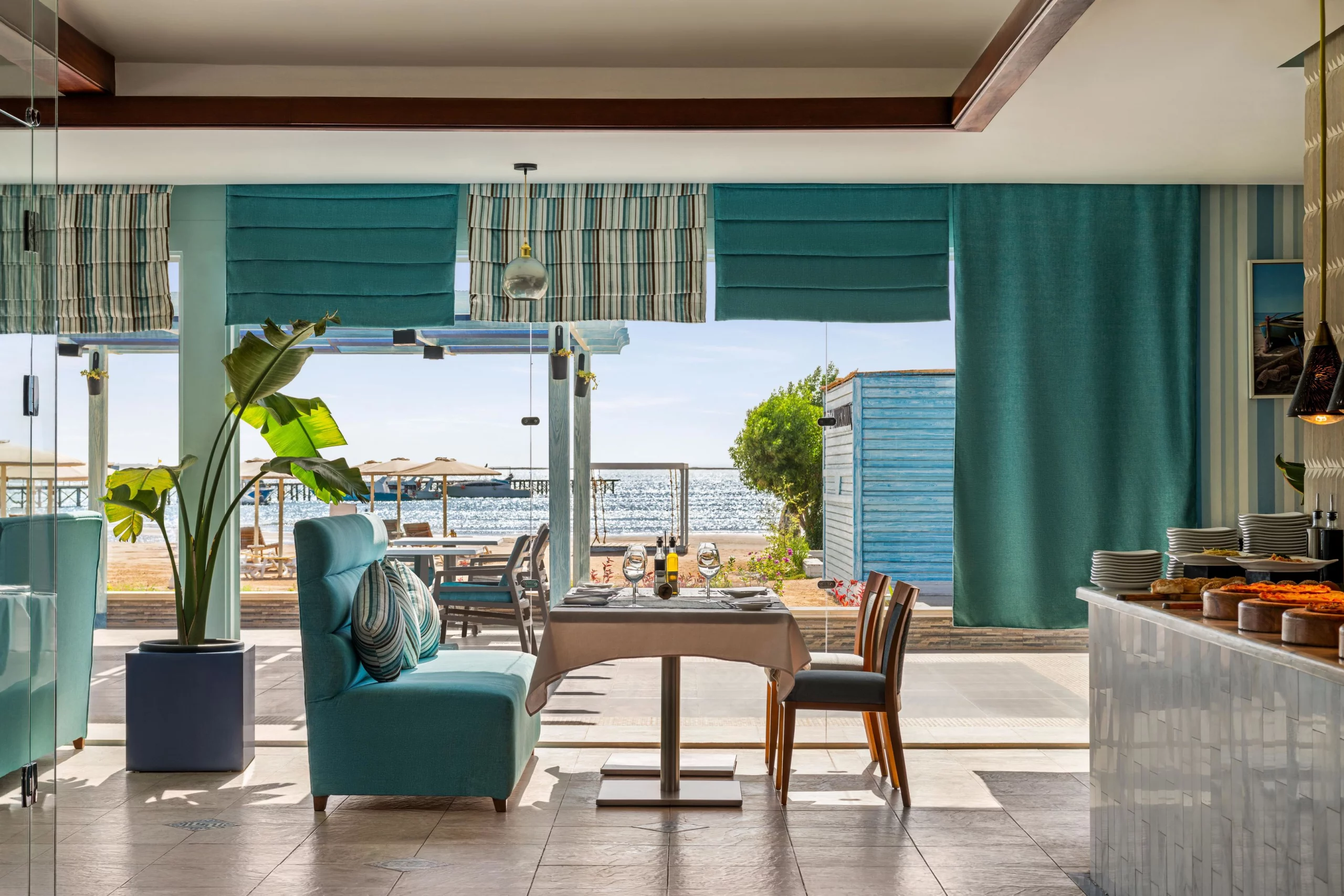 Mama's Eatery Restaurant