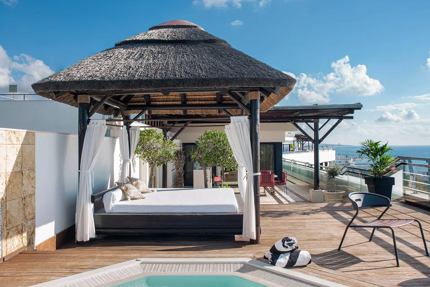 Penthouse Suite RedLevel van Moët Chandon