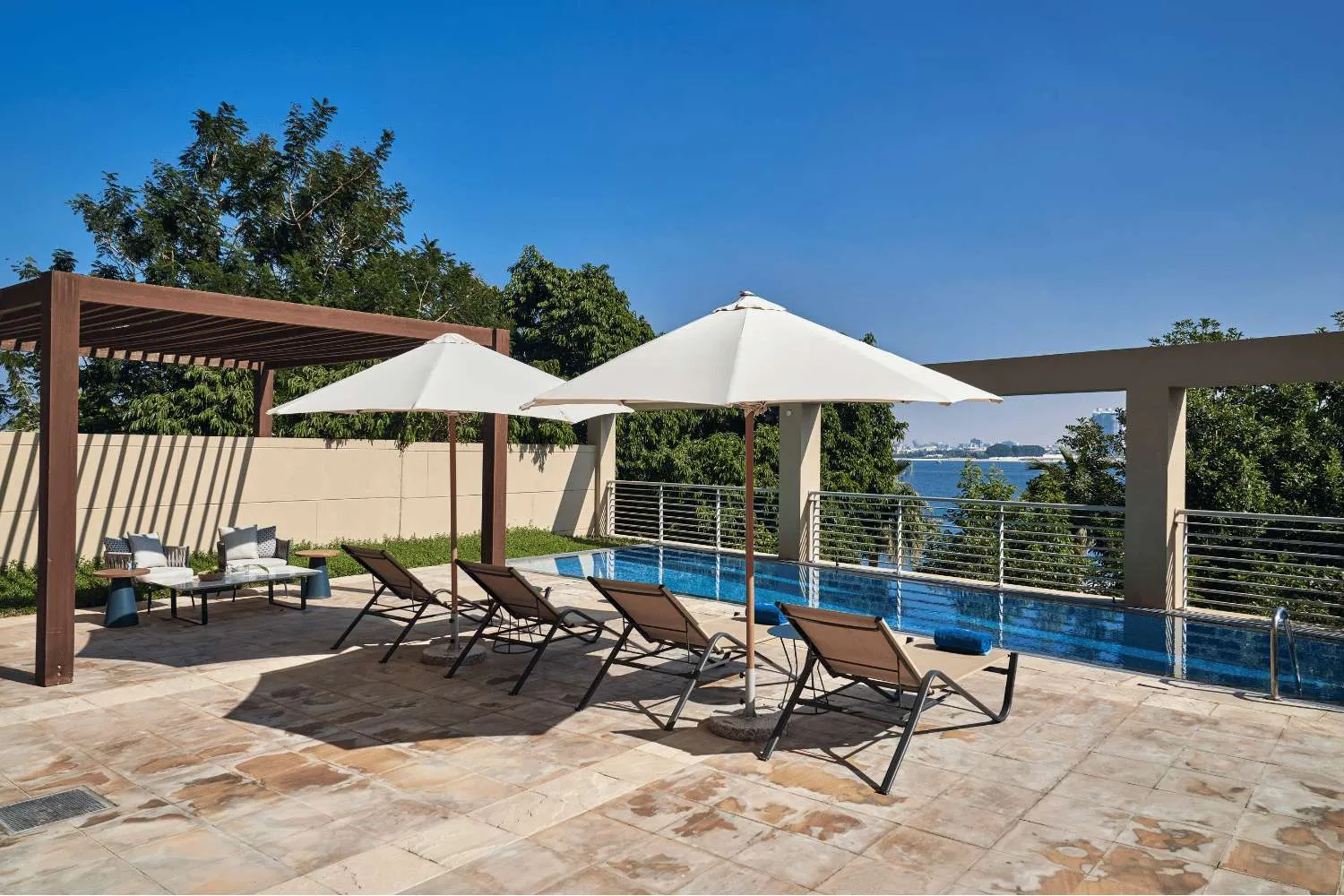 Four bedroom Pool Suite