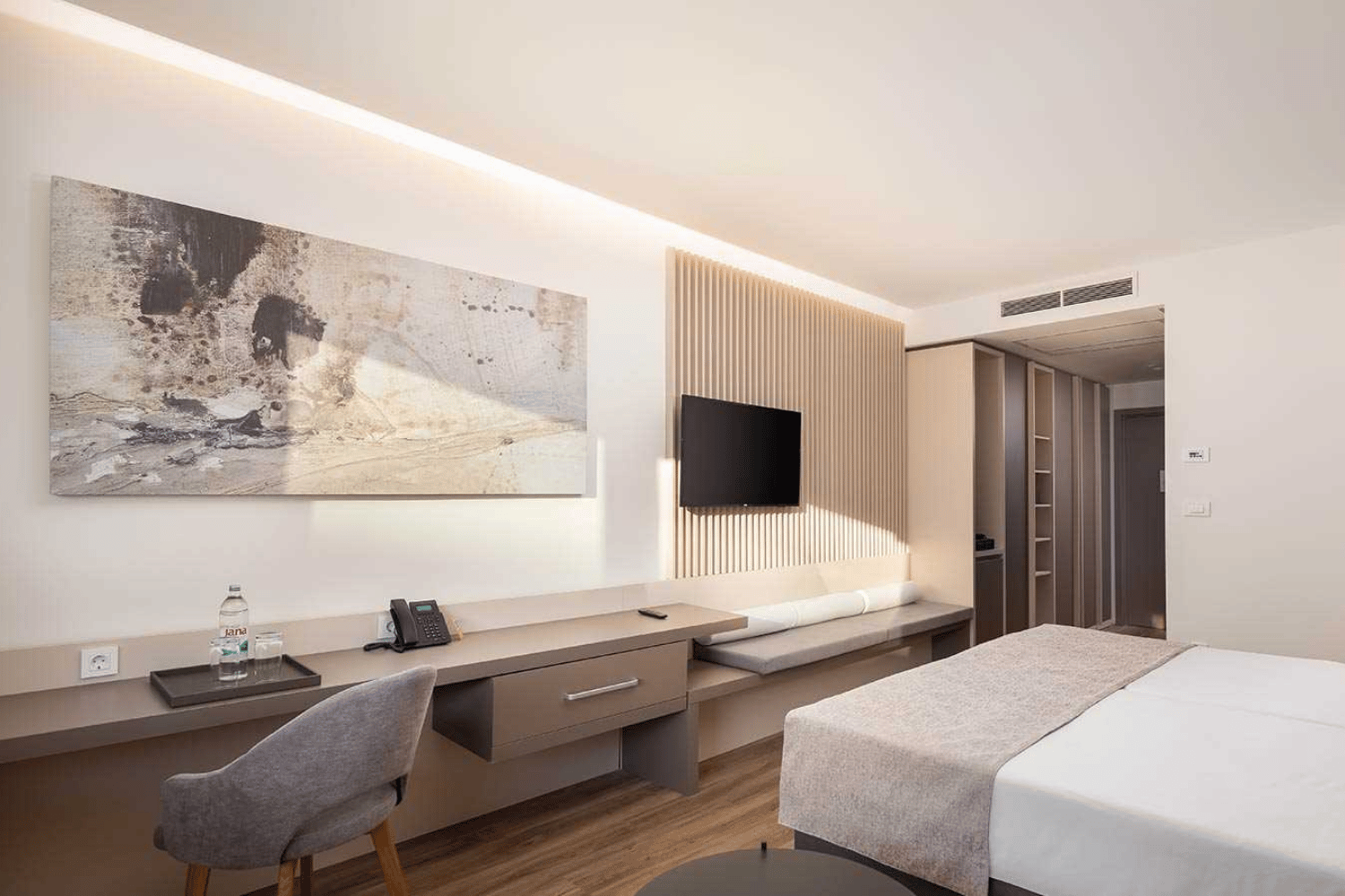 Classic Double  Room – Lobby view