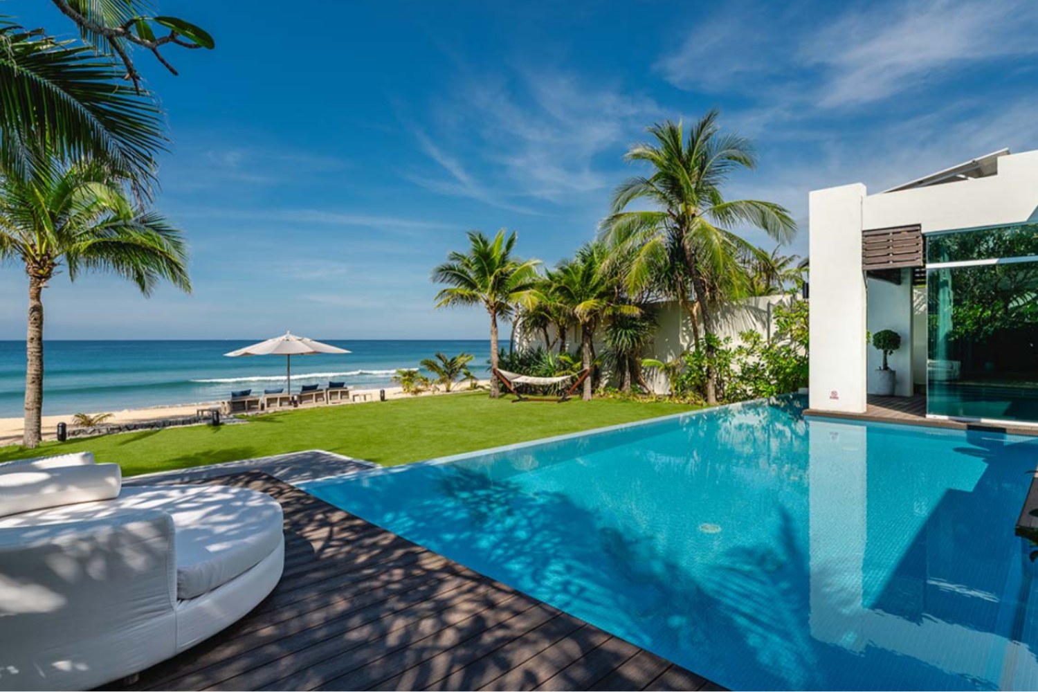 Villa 4 habitaciones – Mar – Piscina