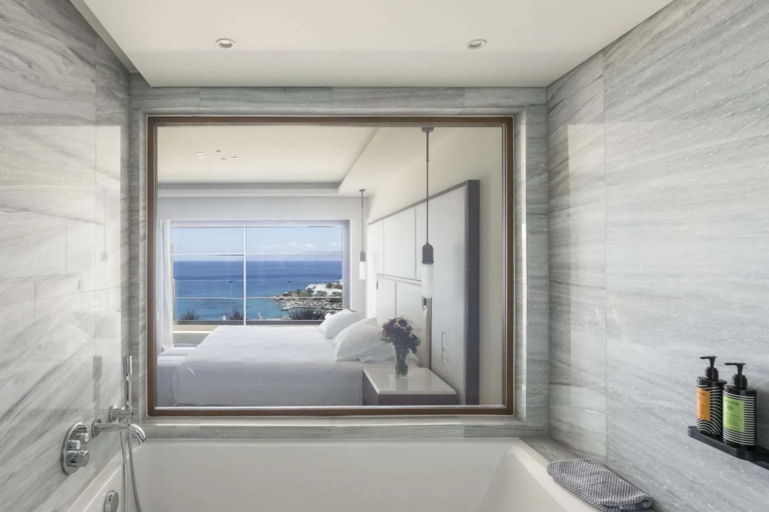 Suite Premium Familiale – Une chambre – Piscine Privée