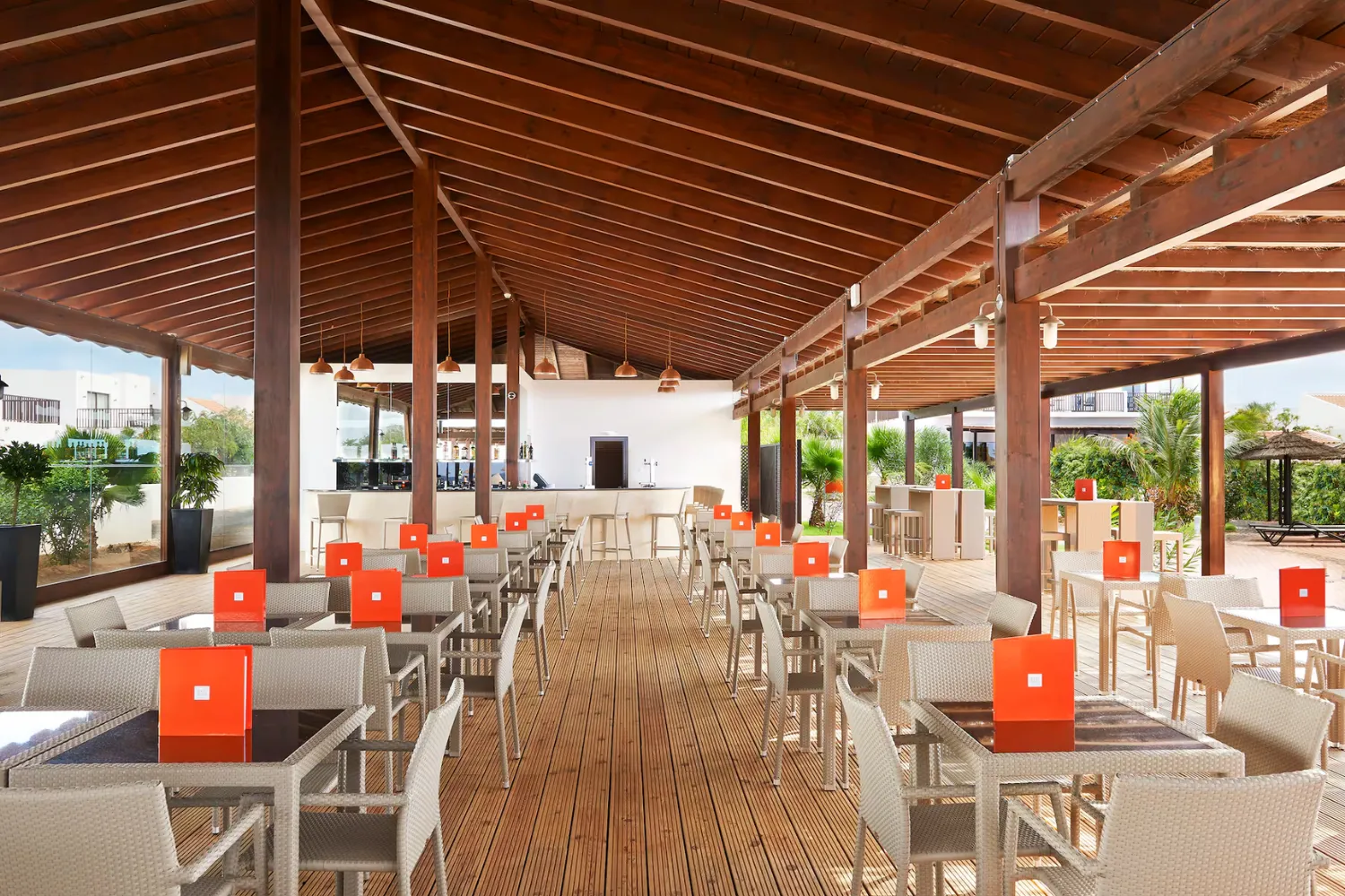 Bar de Meliá Dunas Beach